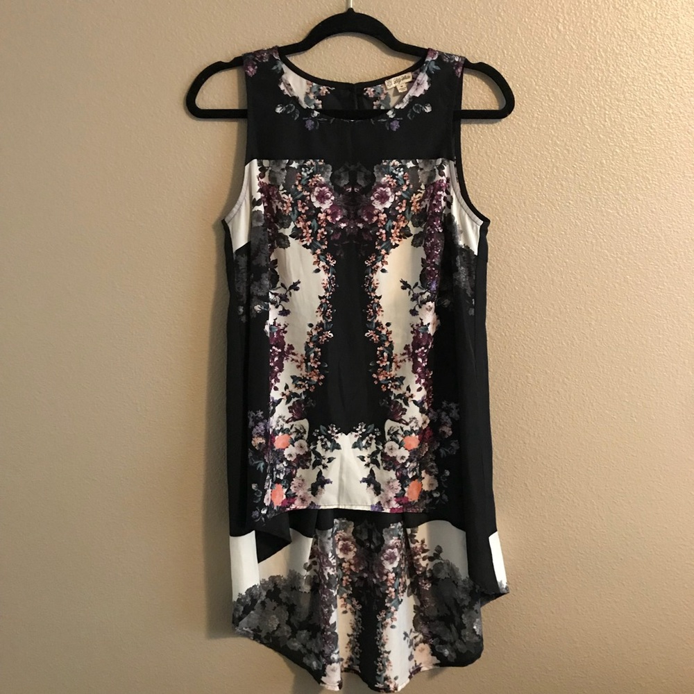 High low sleeveless floral blouse